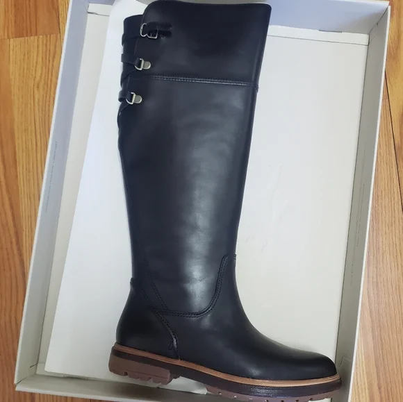 Timberland Black and Brown Winter Boots - Picture 2 of 10